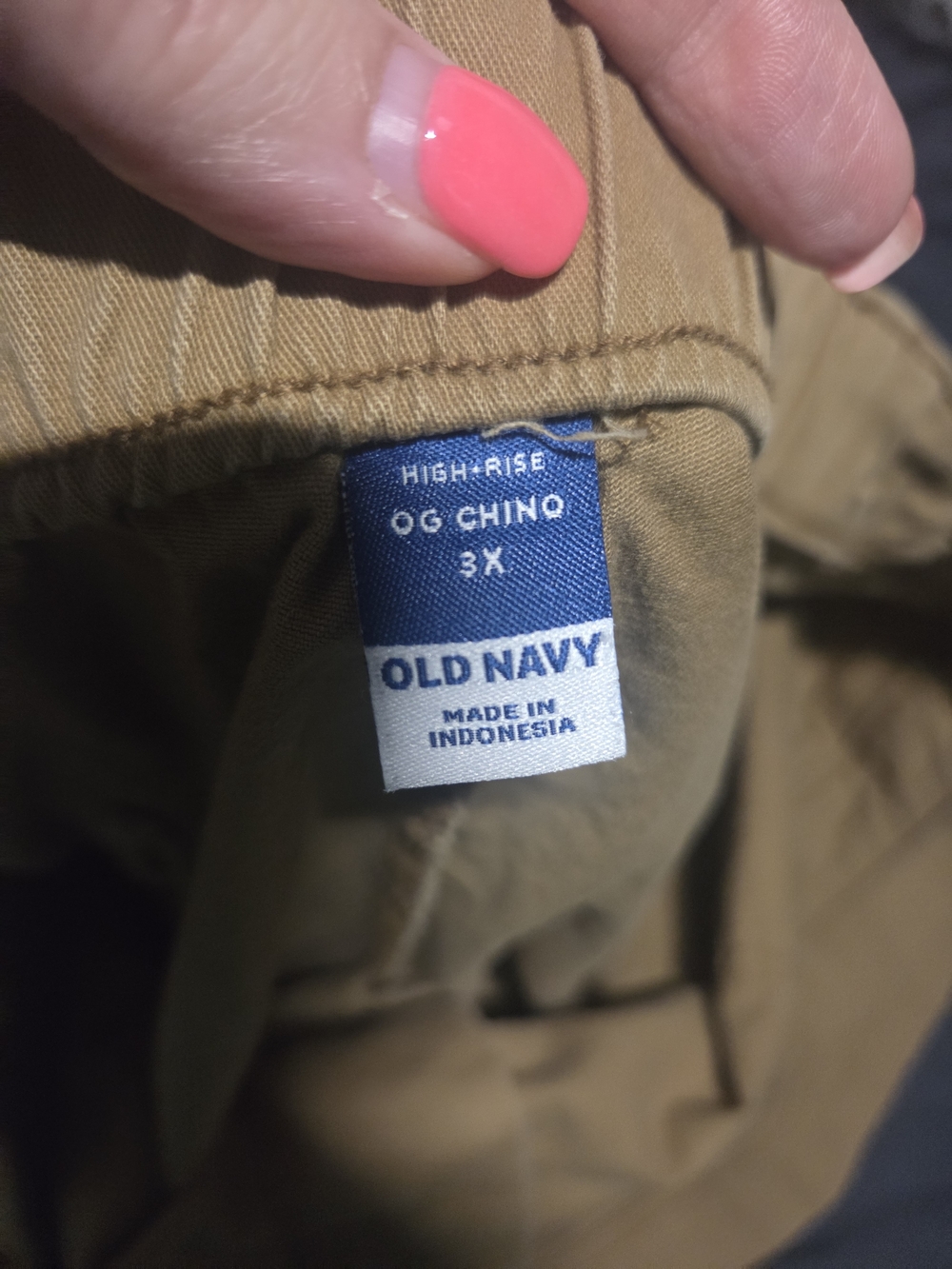 Old Navy High-Rise Khaki Cotton Shorts - Picture 3 of 3